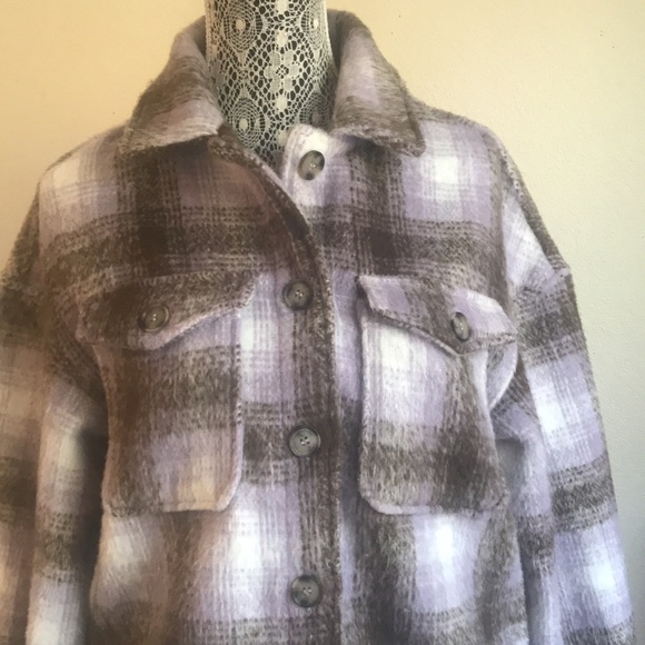 Plaid shacket shirt jacket Bagatelle cozy shacket size medium lavender b… - Picture 3 of 11